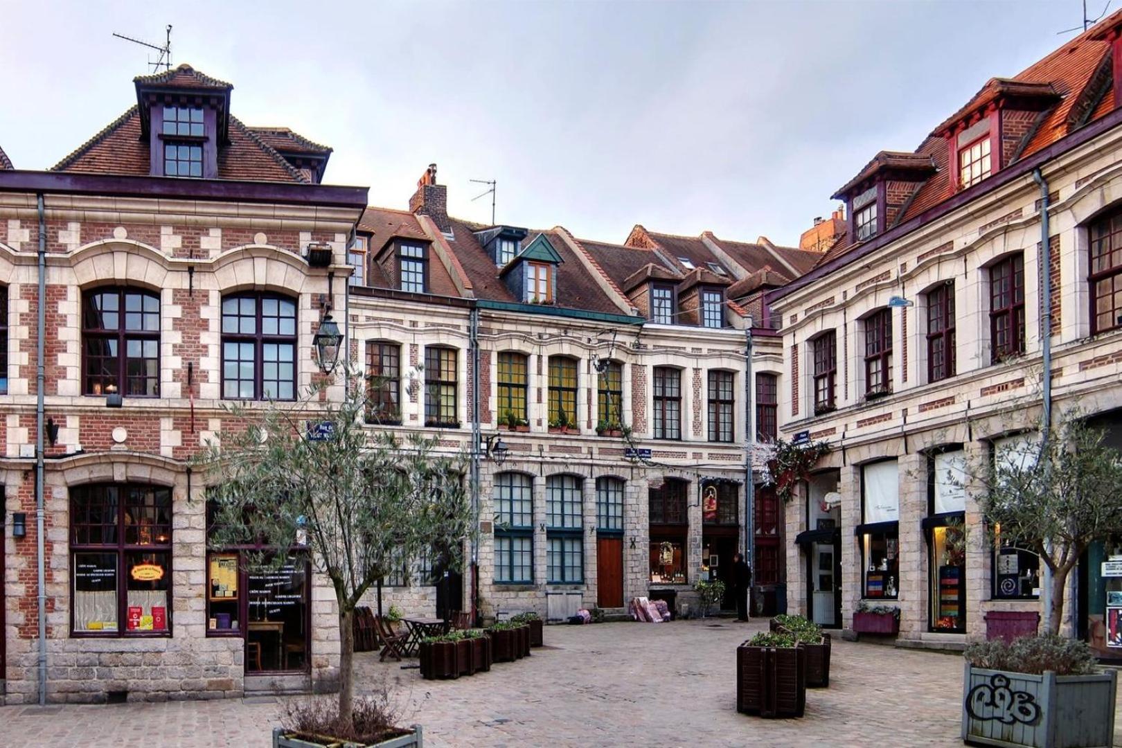 Superbe Appart. 2 Chambres En Plein Centre ! Lille Extérieur photo